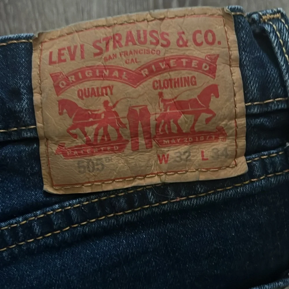 Men’s Levi jeans, W32 L34 dark denim designed by my daughter so the ONLY PAIR